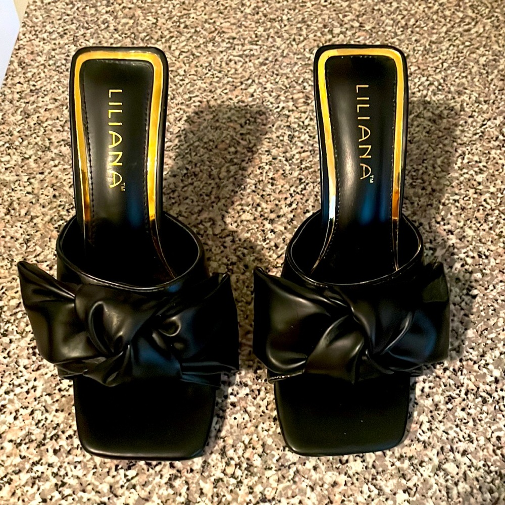 Lila a Bow Toe Heel
